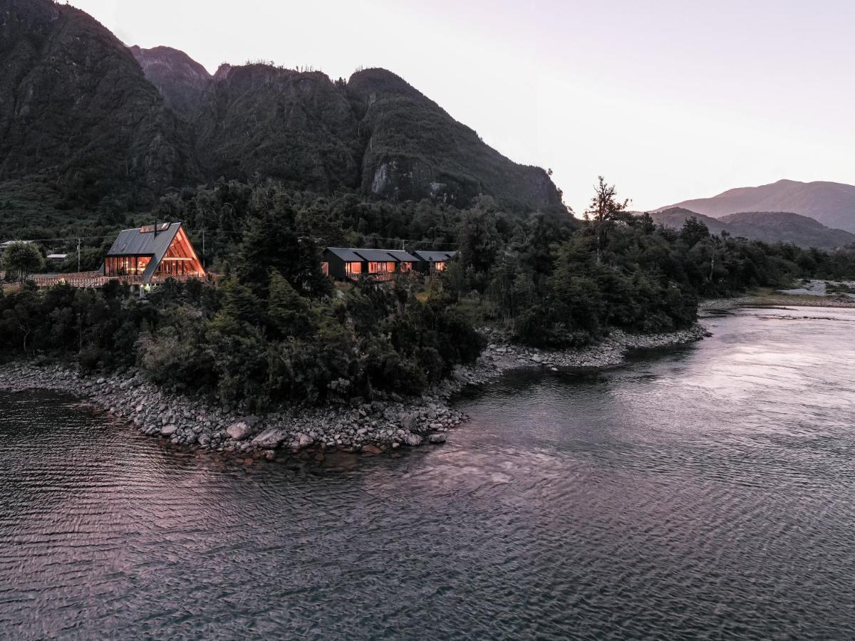 Hotel Tawa Refugio Del Puelo Puelo River Exterior foto